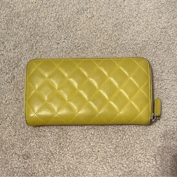 Chanel Yellow Quilted Zippy Long Wallet - Picture 2 of 10